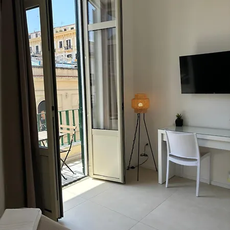Bed and breakfast Valguarnera Suites&apartments 3*