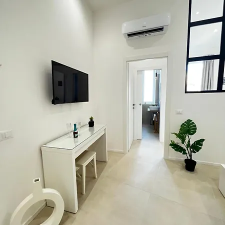 Valguarnera & 3*