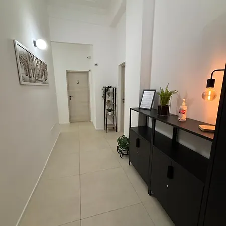 Valguarnera & Nocleg ze śniadaniem 3*